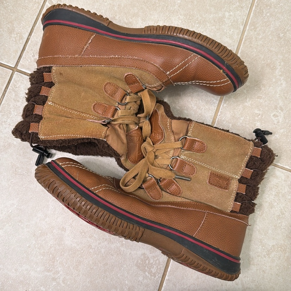 Pajar Leather Duck Boot size 9-9.5 brown